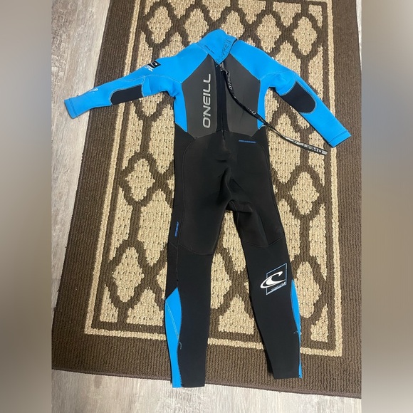 O’Neill 3/2MM Youth Size 4 Back Zip Full Wetsuit - Picture 5 of 8
